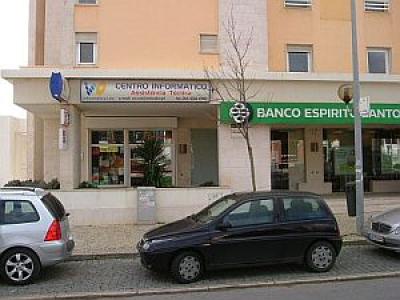 Store Front For sale in Parede, Cascais, Portugal